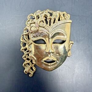 Vintage Gold Tone Venetian Mask Brooch Theater Face Mardi Gras Pin